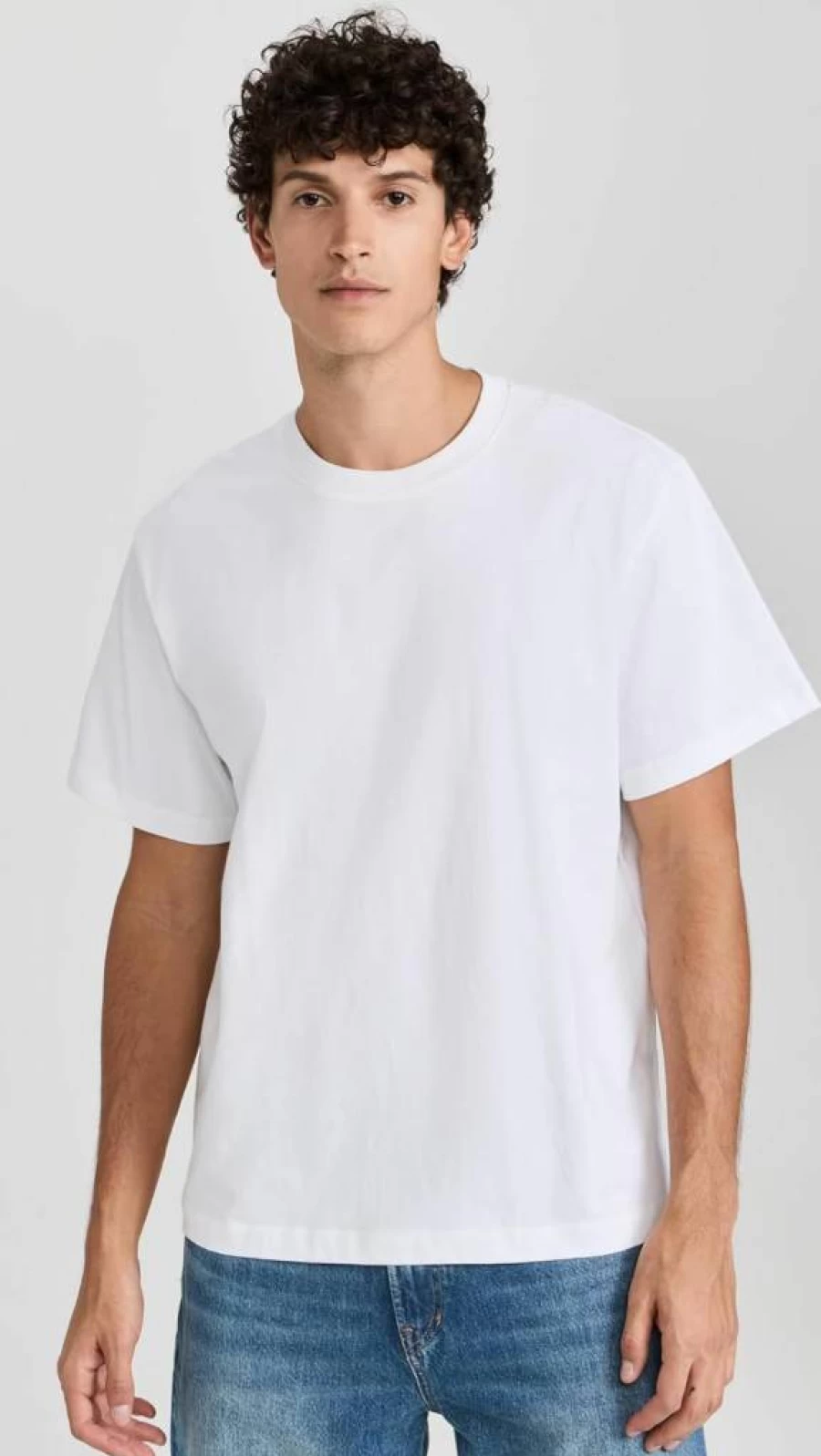 Club Monaco Men's Relaxed Fit Casual T-Shirt - Soft Cotton Short Sleeve Tee
