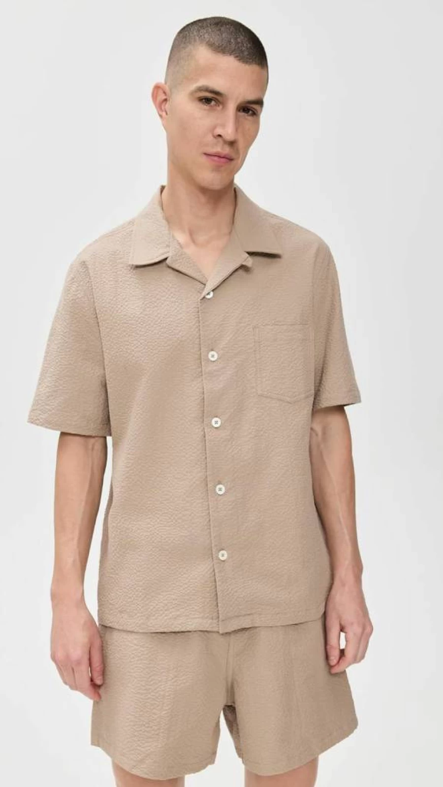 Howlin' Men's Seersucker Short Sleeve Shirt - Casual Summer Cocktail Party Top