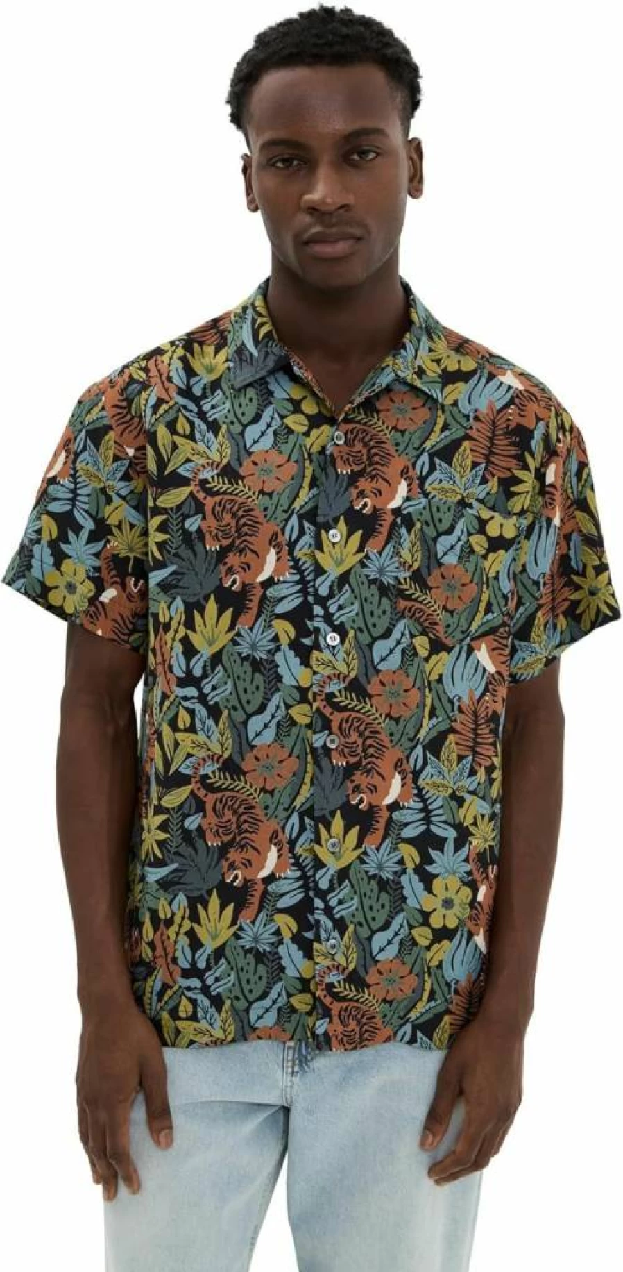 APC Men's Roy Printed Casual Shirt - Stylish Short Sleeve Button-Up Top