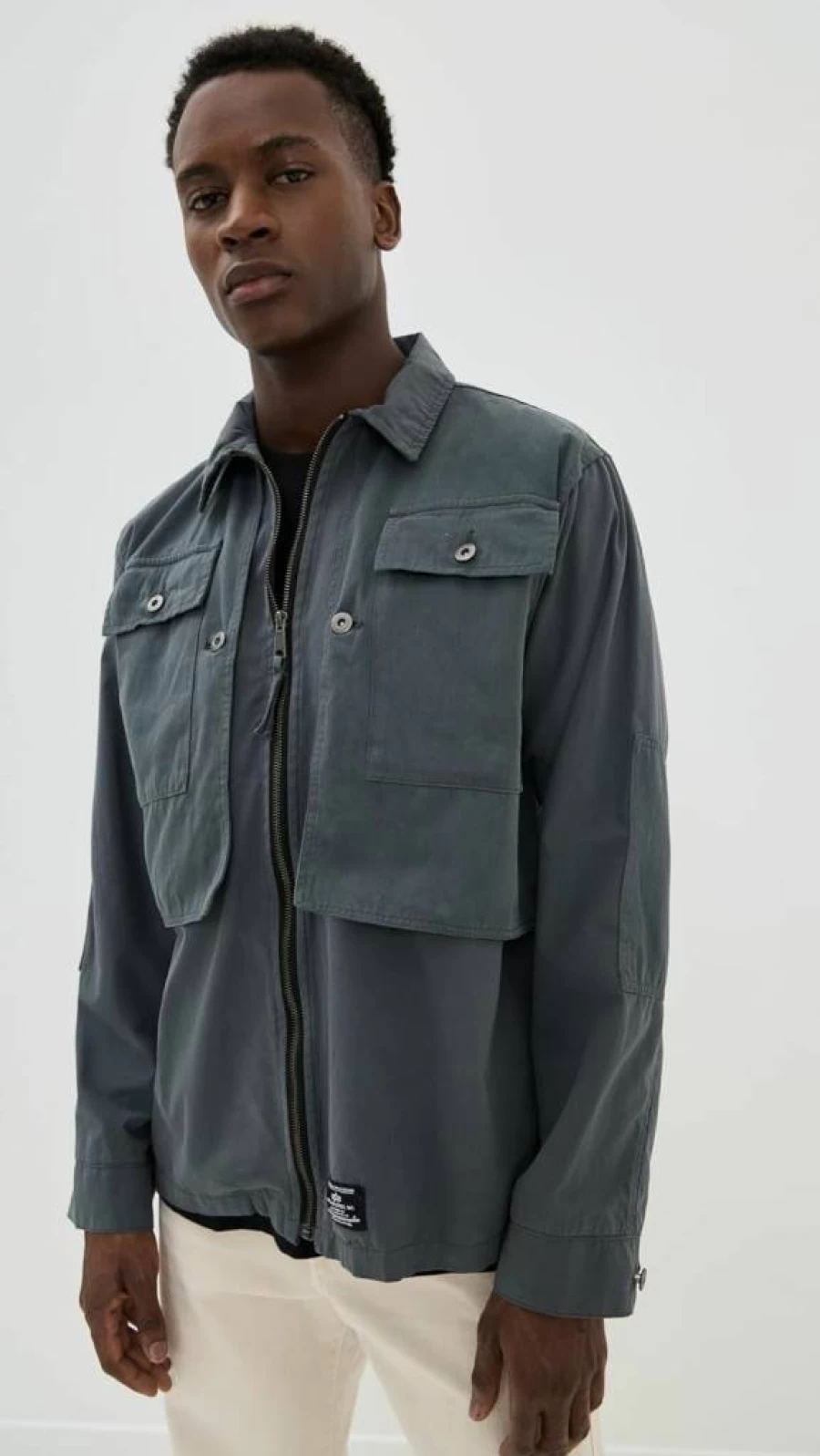 Alpha Industries Men's P-44 Military Overshirt – Classic Green Utility Shirt with Button Closure