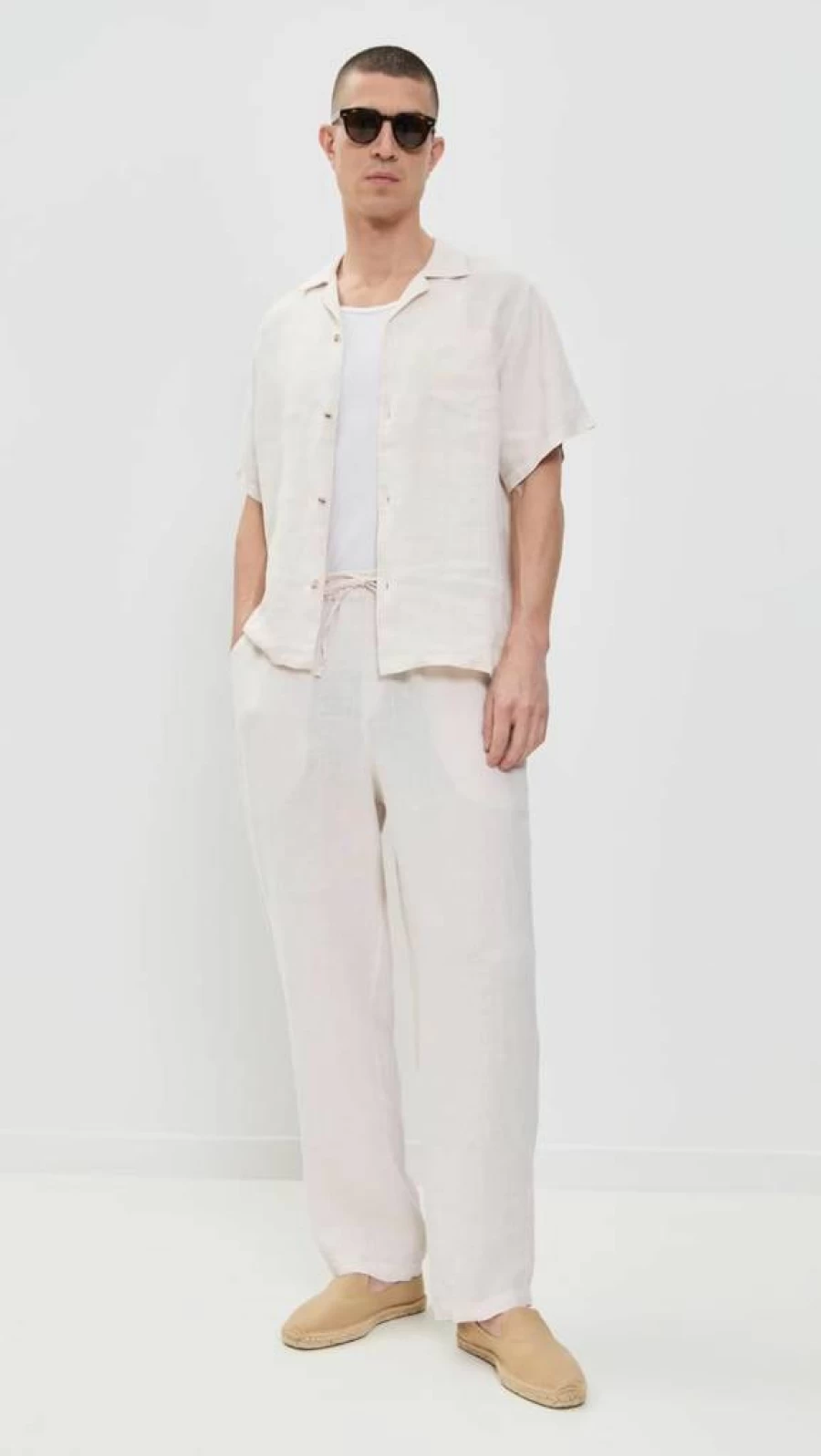 Bather Men's Premium Linen Pants with Pearl Accents for Casual Comfort